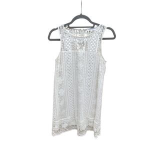 Cupcakes‎ and Cashmere delicate white lace dress with attached lining. Sz S